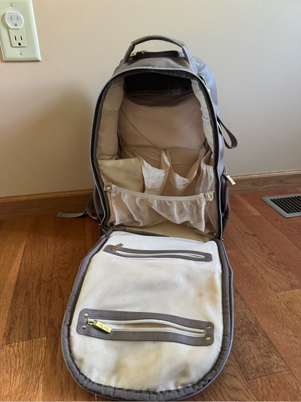 Itzy Ritzy diaper bag - Picture 6 of 8